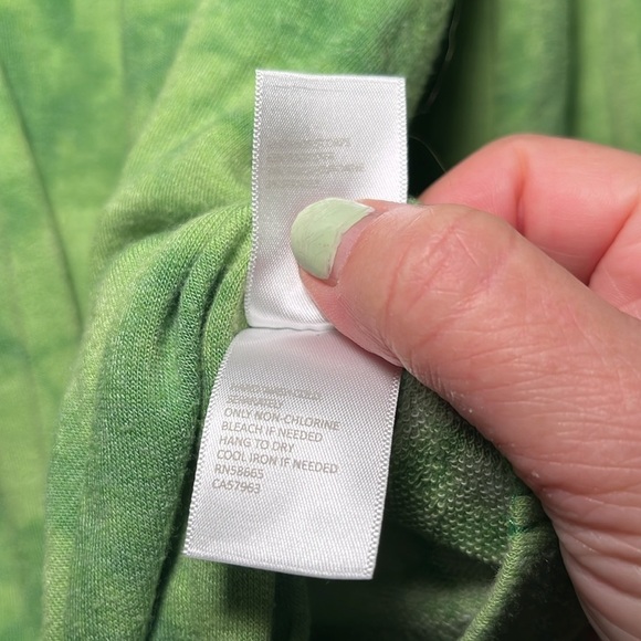 Zella green tie-dye, long sleeve, top size medium - Picture 7 of 9